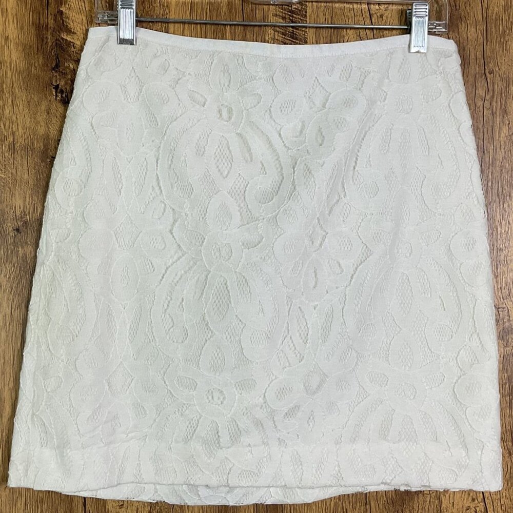 LOFT Outlet Lace, Mini, Pencil skirt, Cream Color, Size 6 Petite, side zipper